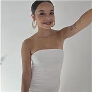 Estudiante de primero de bachillerato con ganas de ayudar a los más peques . Me encanta el mundo de la enseñanza